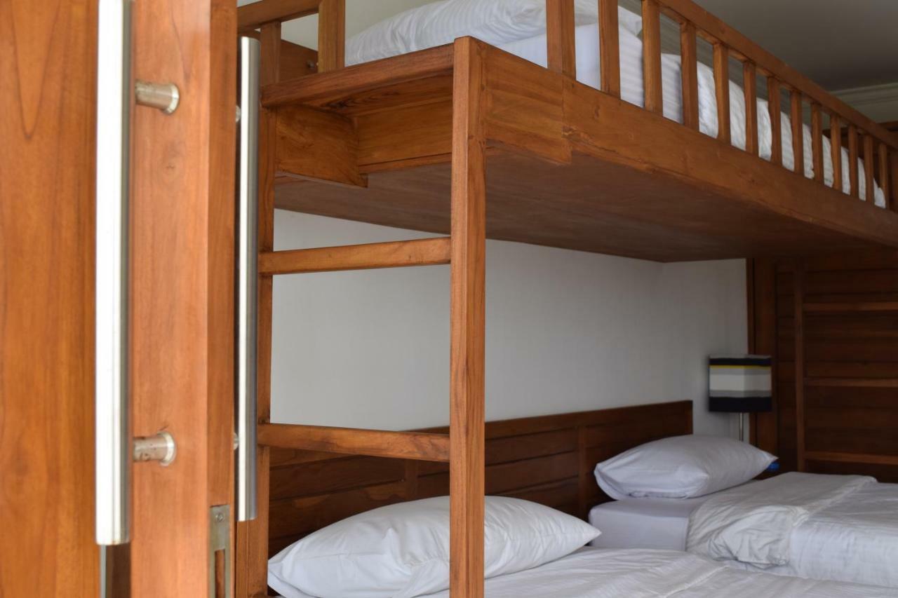 Villa Putih Lovina  Ngoại thất bức ảnh