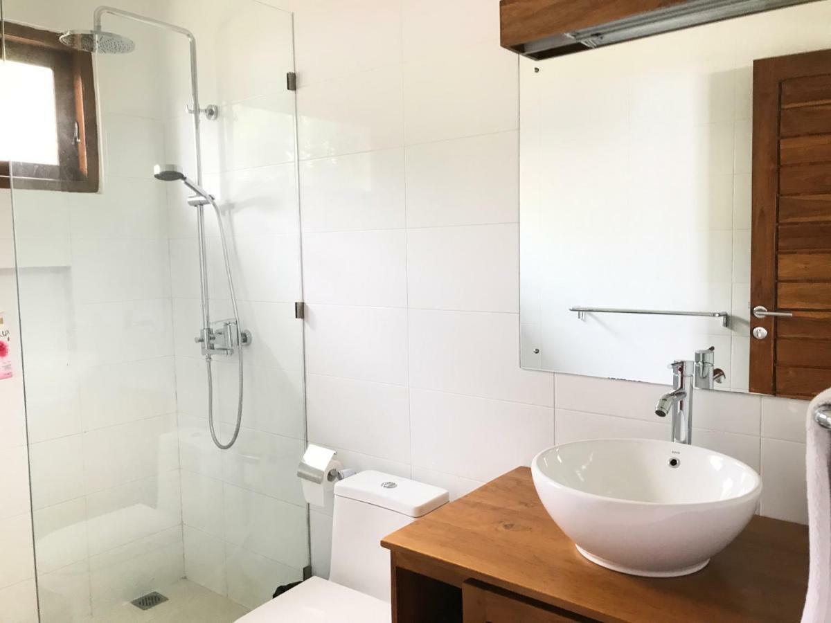 Villa Putih Lovina  Ngoại thất bức ảnh