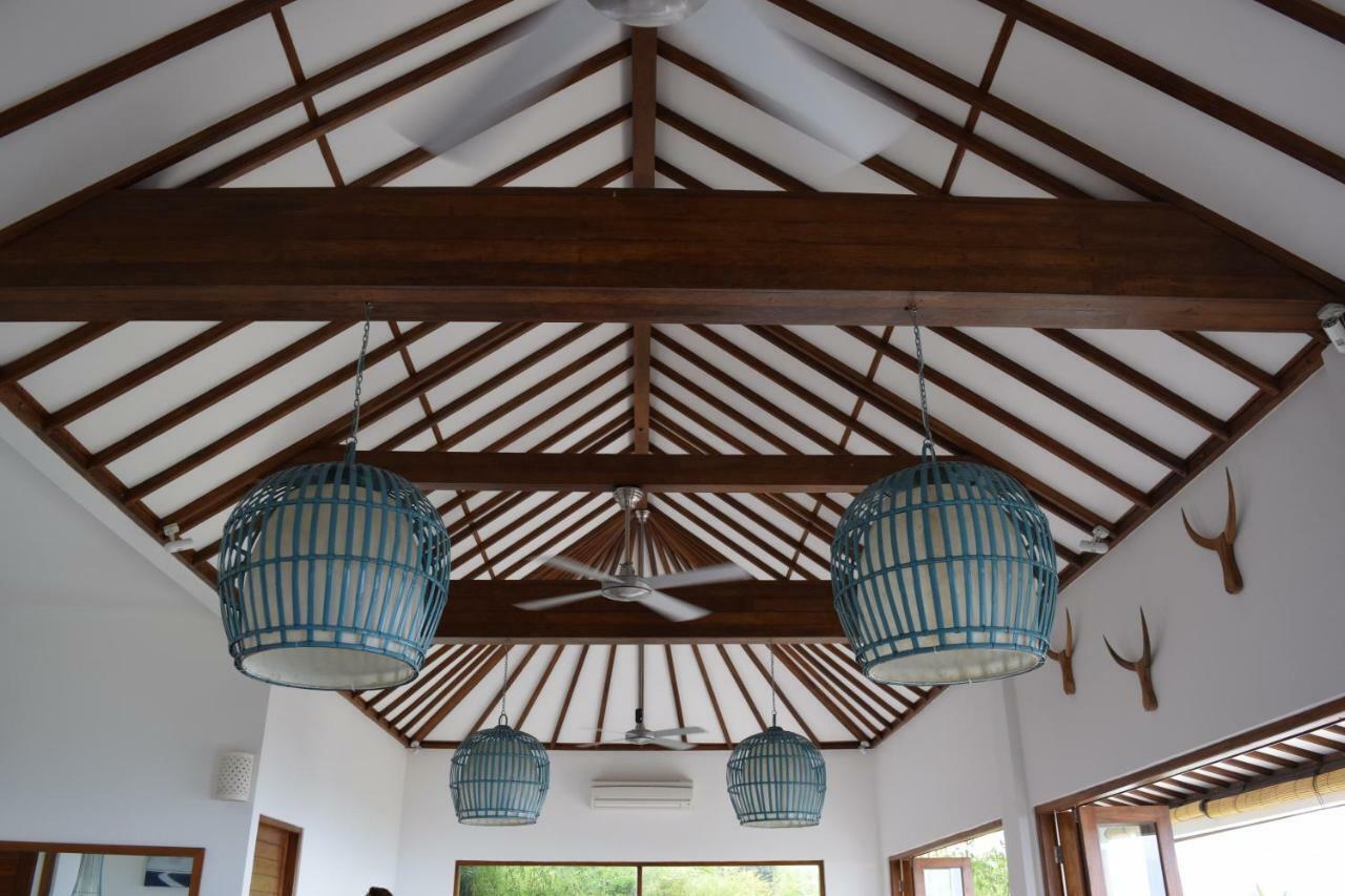 Villa Putih Lovina  Ngoại thất bức ảnh