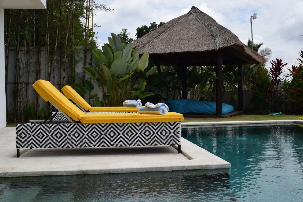 Villa Putih Lovina  Ngoại thất bức ảnh
